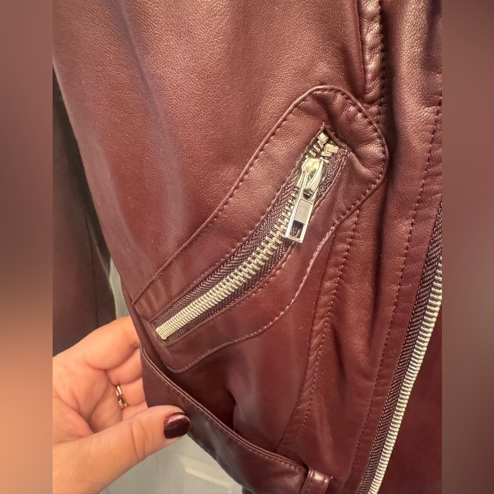 Bagatelle Burgundy Belted Moto Faux Leather Jacket Medium NWT - Picture 5 of 9